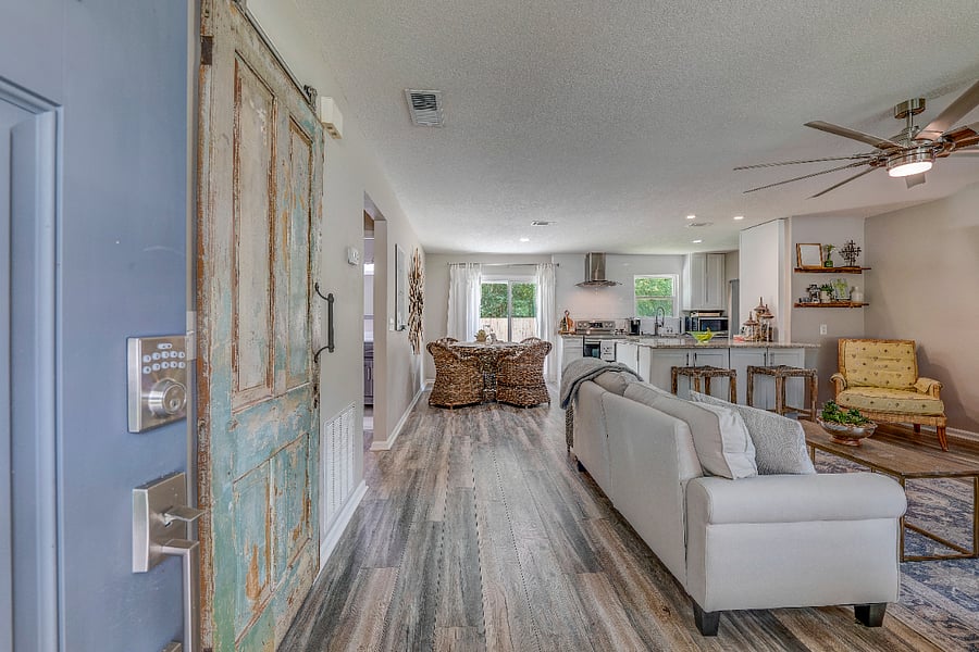 Furnished Finder property 550150_1 photo 4