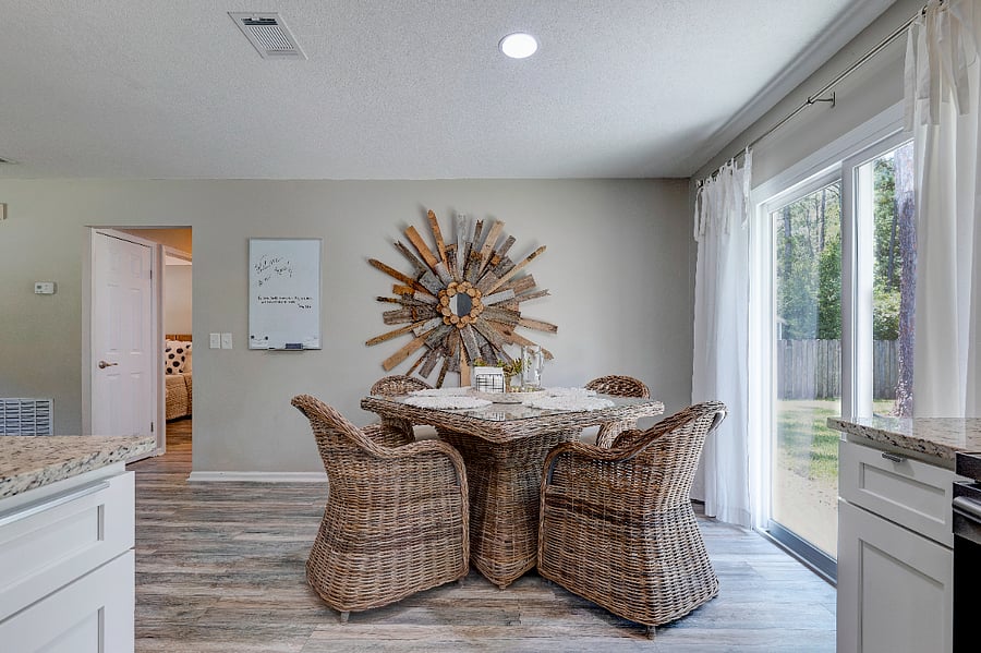 Furnished Finder property 550150_1 photo 16