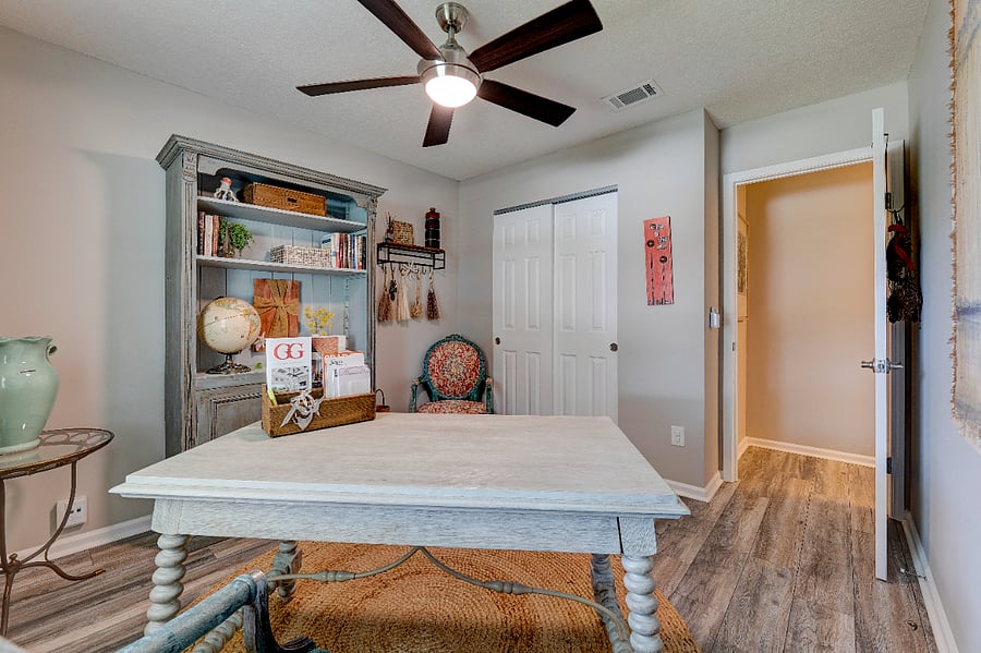 Furnished Finder property 550150_1 photo 31