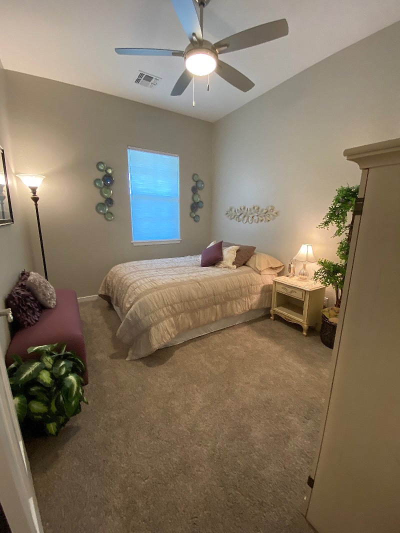 Furnished Finder property 550155_1 photo 3