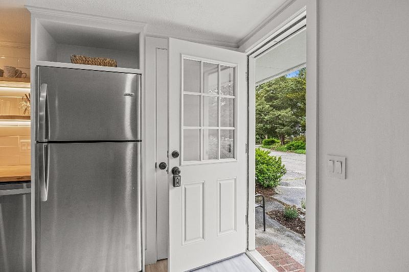 Furnished Finder property 550207_1 photo 12