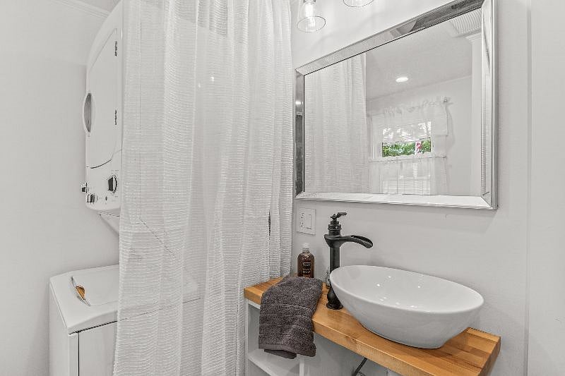 Furnished Finder property 550207_1 photo 11