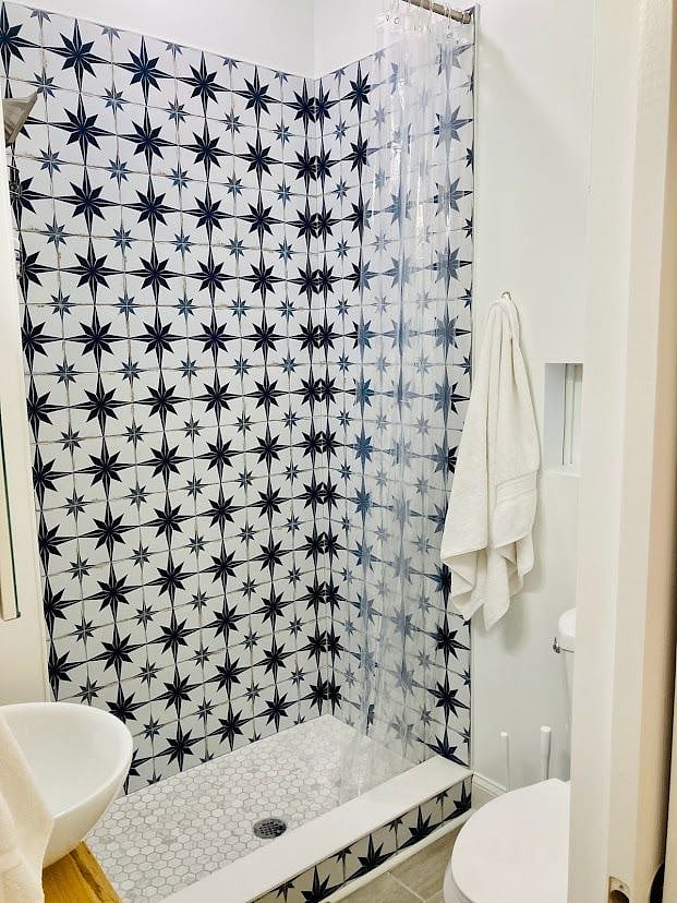 Bathroom with sizeable medicine cabinet for all of your toiletries.