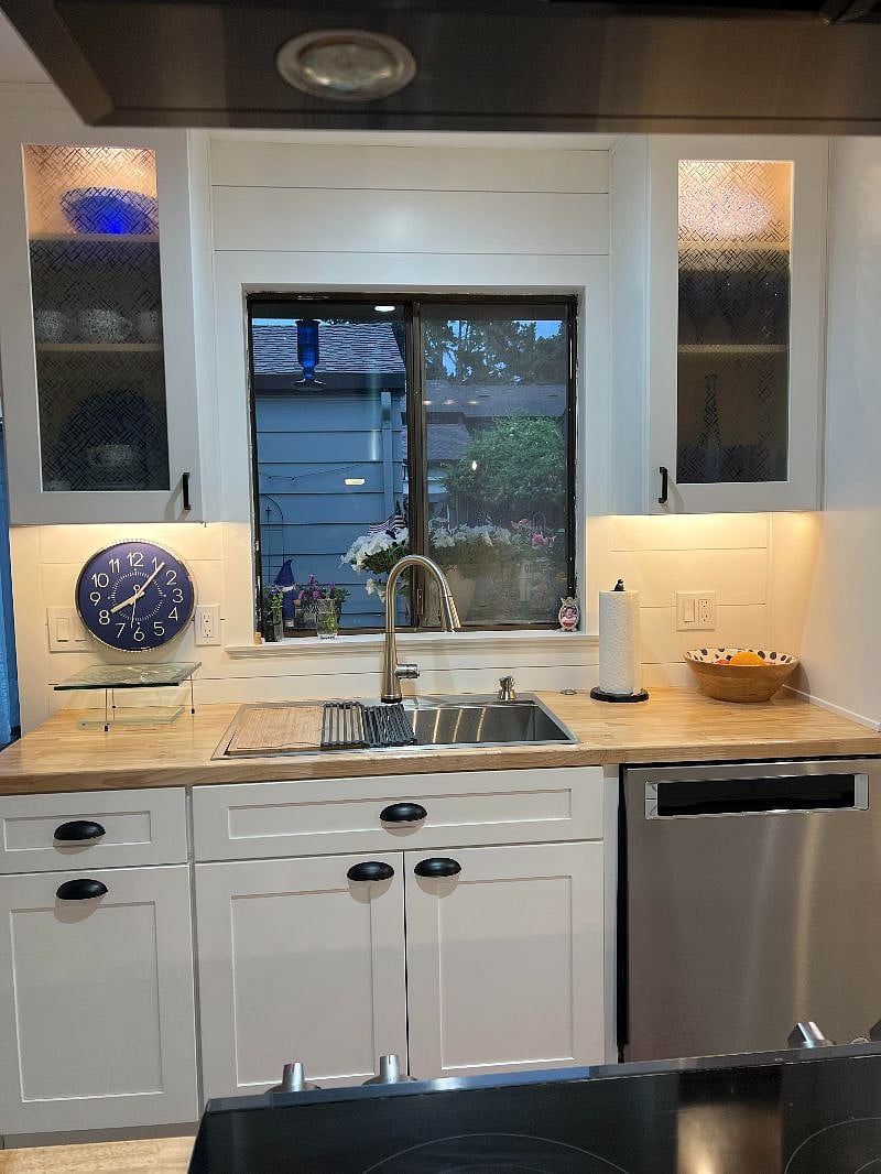 Furnished Finder property 550256_1 photo 23
