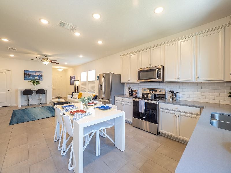 Furnished Finder property 550356_1 photo 8