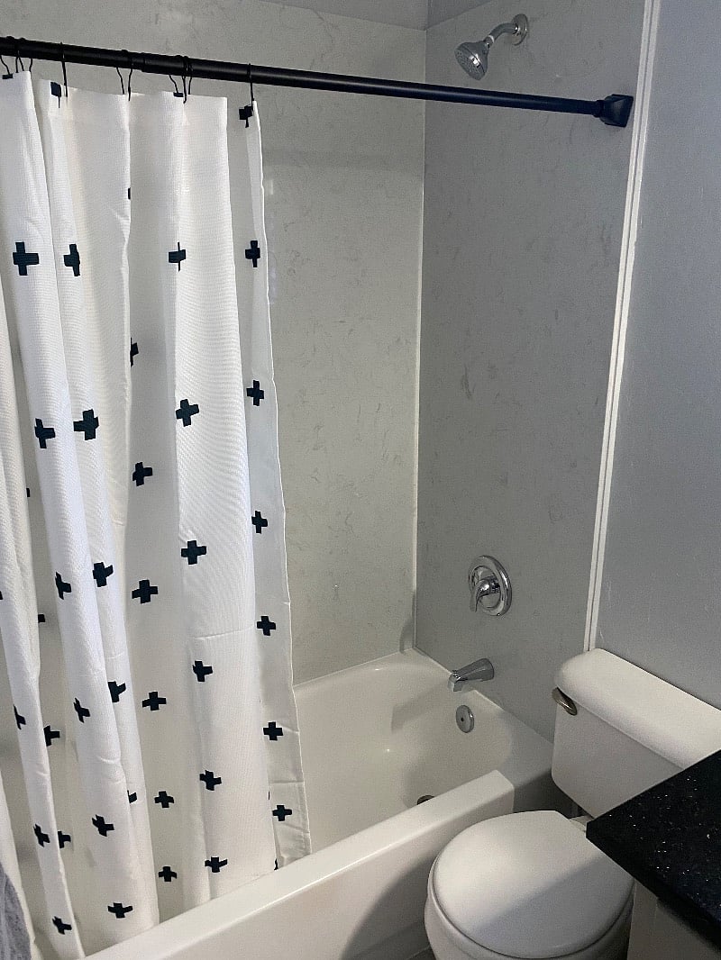 Quartz shower surround 