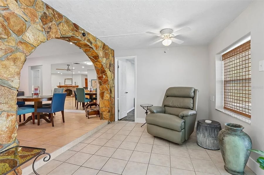 Furnished Finder property 550441_1 photo 34