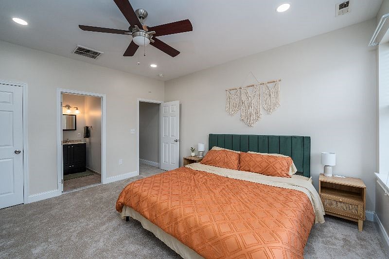 Furnished Finder property 550556_1 photo 17