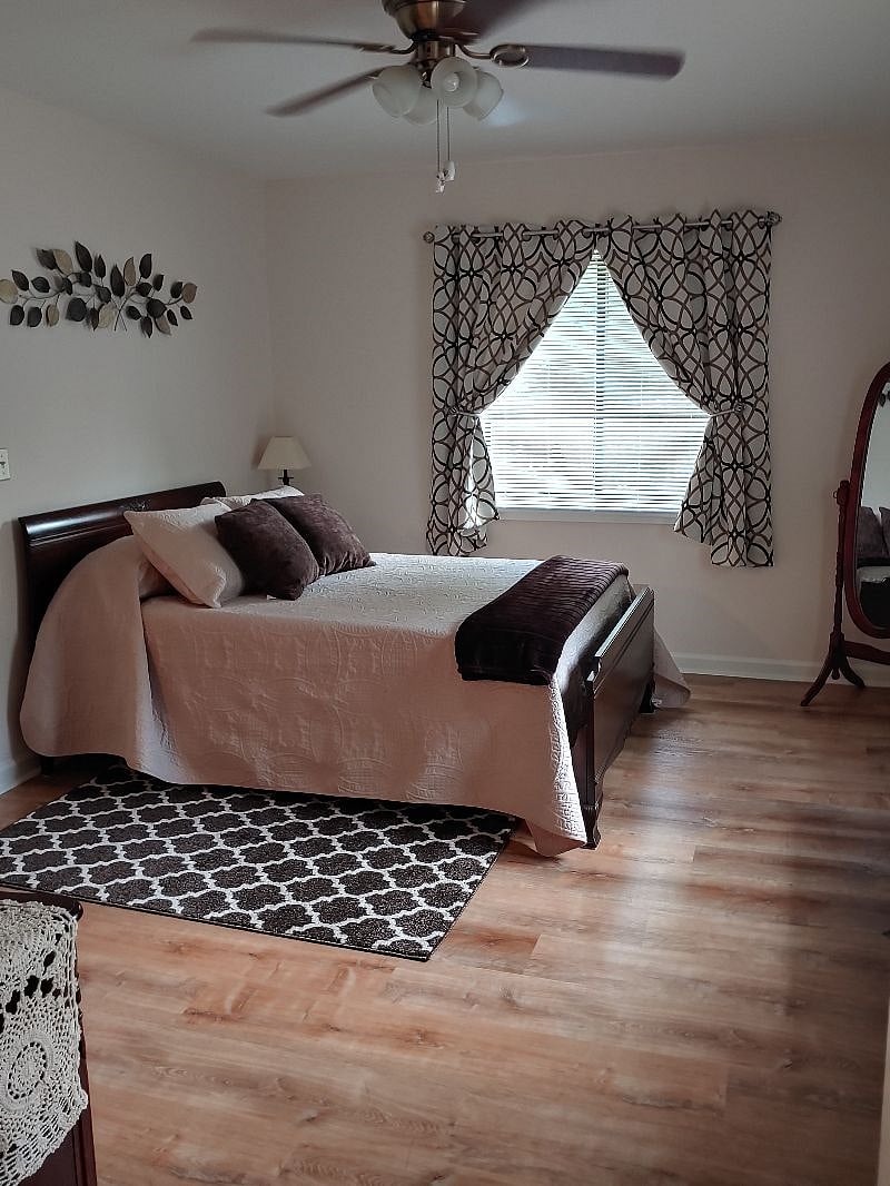 Furnished Finder property 550561_1 photo 12