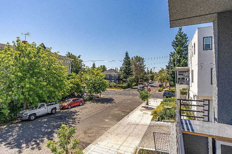Furnished Finder property 550567_1 photo 6
