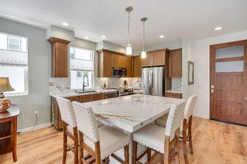 Furnished Finder property 550567_1 photo 4