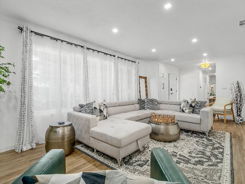 Furnished Finder property 550660_1 photo 7