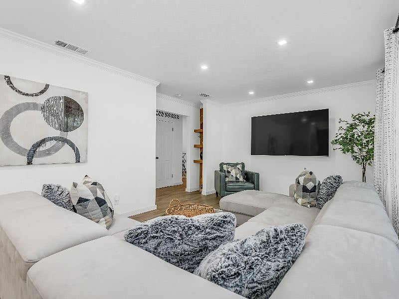 Furnished Finder property 550660_1 photo 11