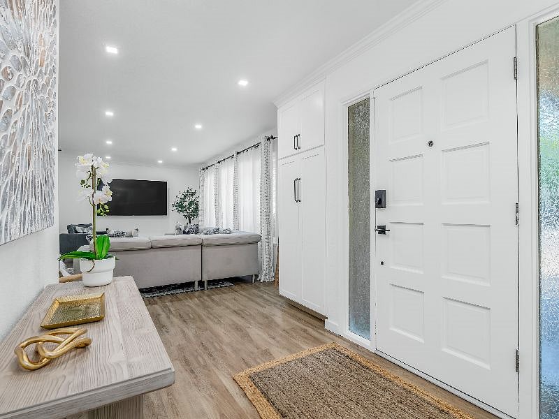 Furnished Finder property 550660_1 photo 14