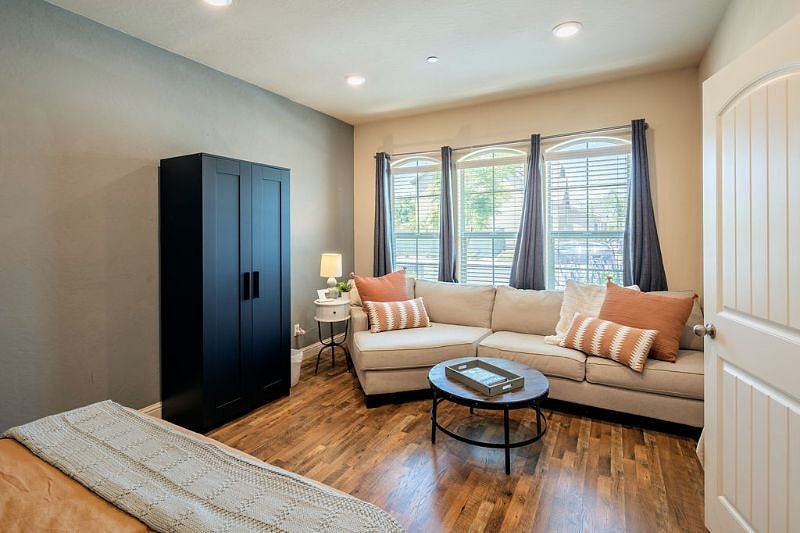 Furnished Finder property 550704_1 photo 6