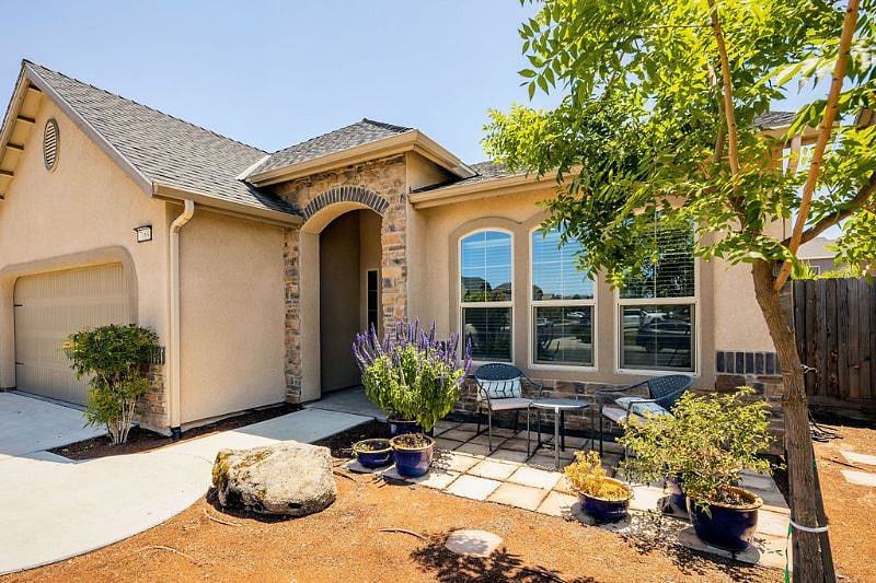 Furnished Finder property 550704_1 photo 7