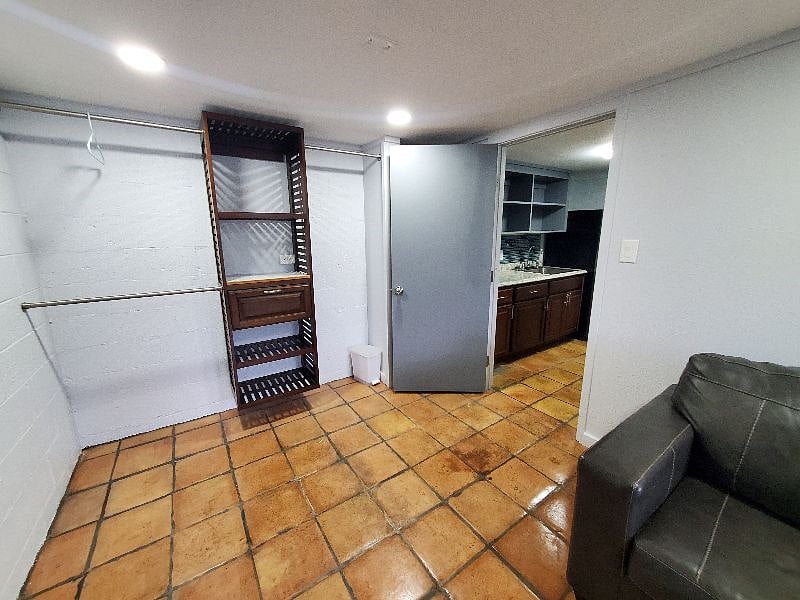 Furnished Finder property 550709_1 photo 3
