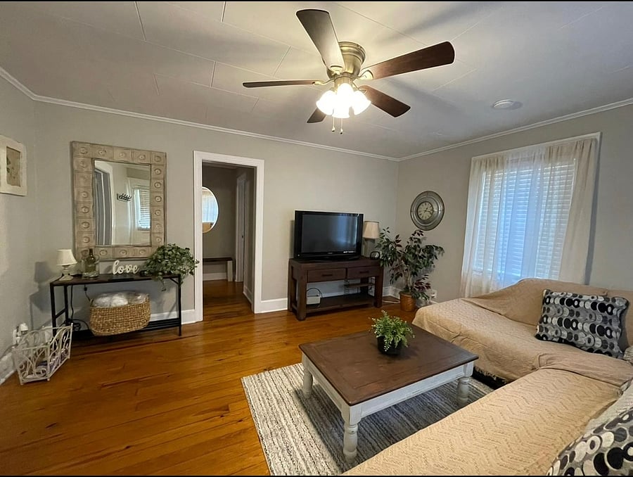Furnished Finder property 550759_1 photo 3