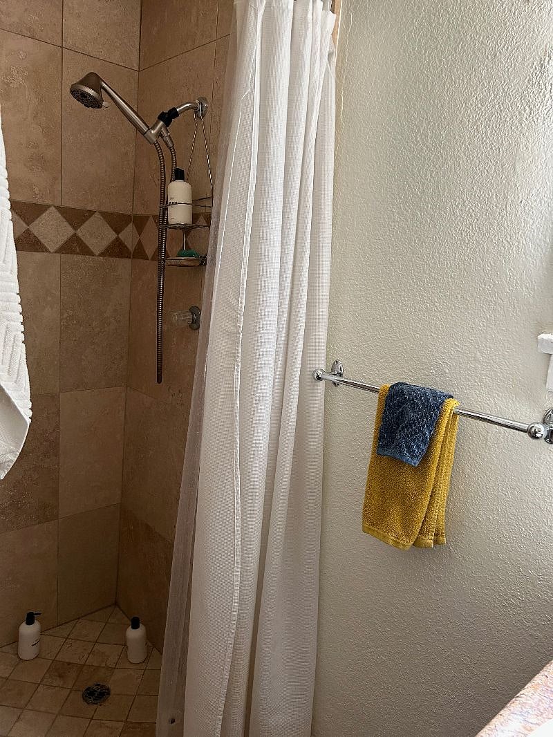Furnished Finder property 550823_1 photo 11
