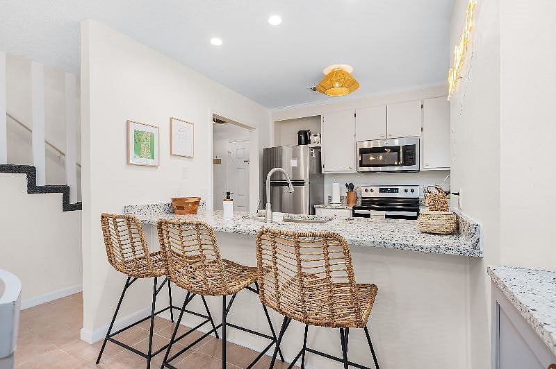 Furnished Finder property 550836_1 photo 3