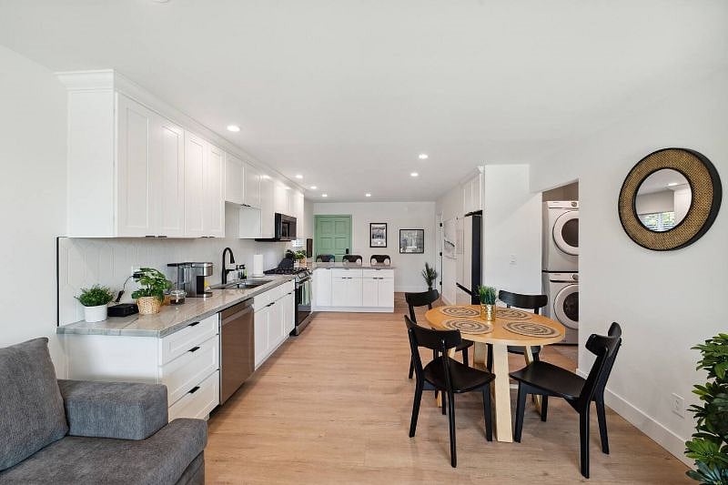 Furnished Finder property 550850_1 photo 15