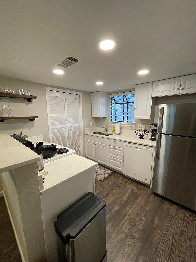 Furnished Finder property 550887_1 photo 6