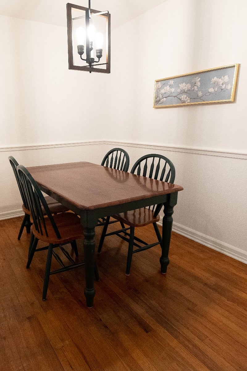 Full Shared dining area!