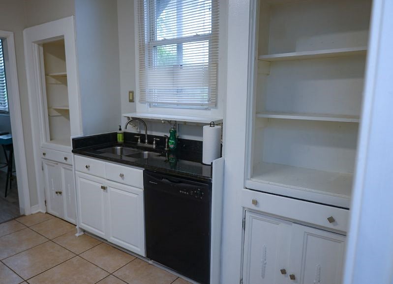 Furnished Finder property 551010_1 photo 6