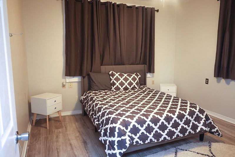 Furnished Finder property 551010_1 photo 7