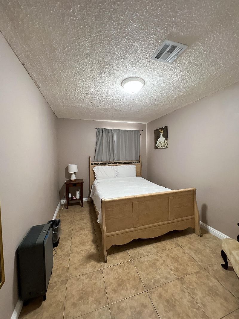 Furnished Finder property 551067_1 photo 6