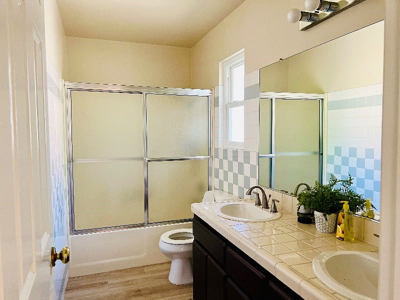 Main Floor Bathroom