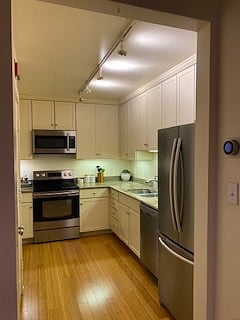 Furnished Finder property 551089_1 photo 8