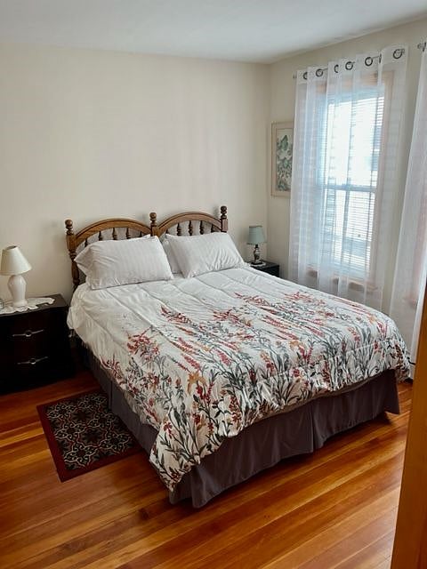 Bedroom 2 - Queen Bed