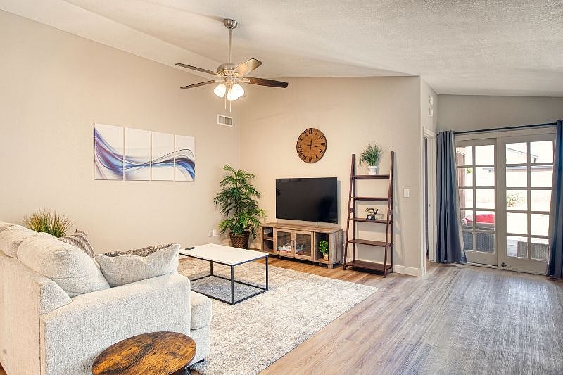 Furnished Finder property 551234_1 photo 1