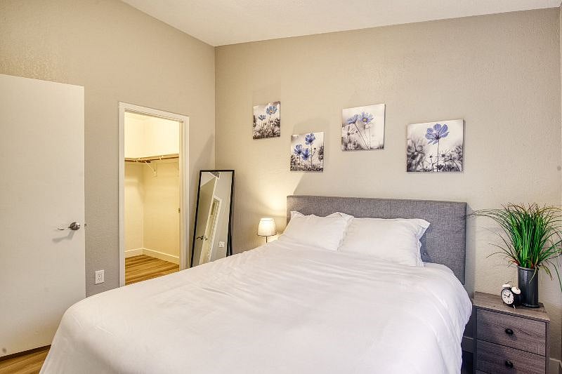 Furnished Finder property 551234_1 photo 10