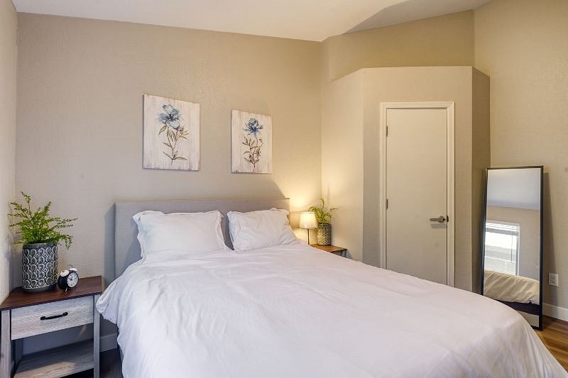 Furnished Finder property 551234_1 photo 12