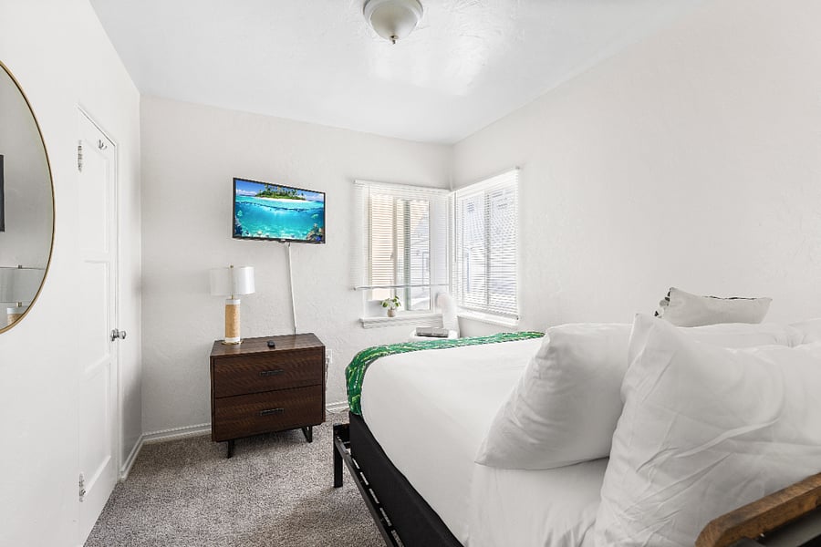 Furnished Finder property 551306_1 photo 35