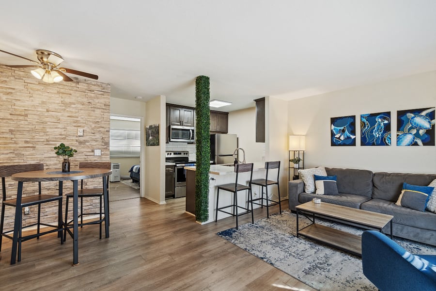 Furnished Finder property 551312_1 photo 3