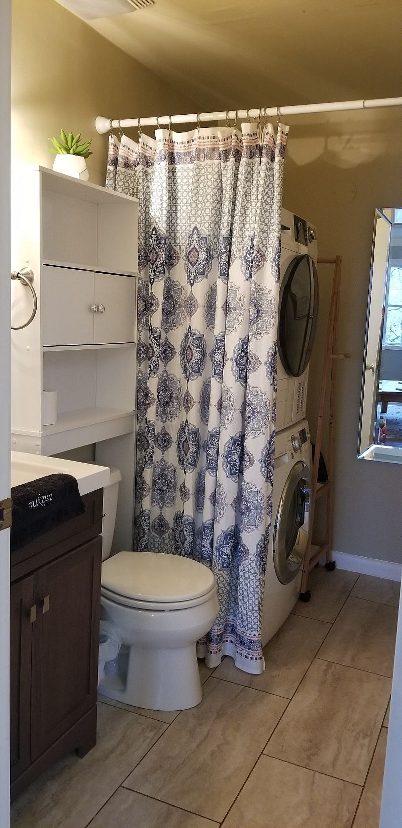 Upstairs half bath with W/D