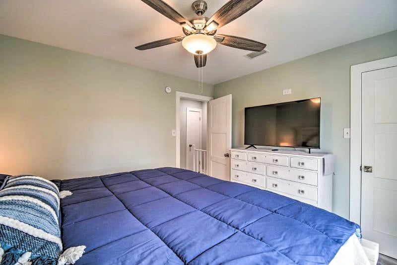 King Bedroom
