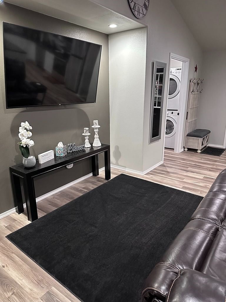 Furnished Finder property 551404_1 photo 9