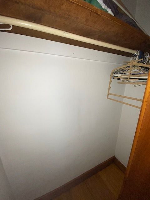 2 spacious closets