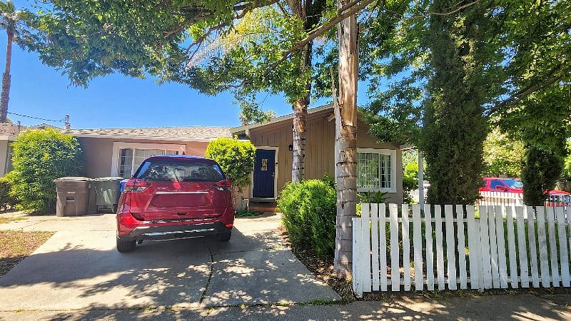 Furnished Finder property 551488_1 photo 3