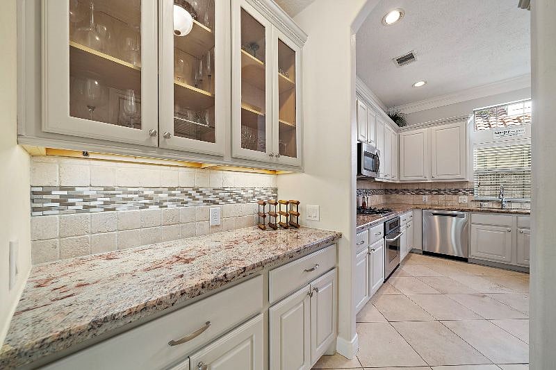 Furnished Finder property 551594_1 photo 6