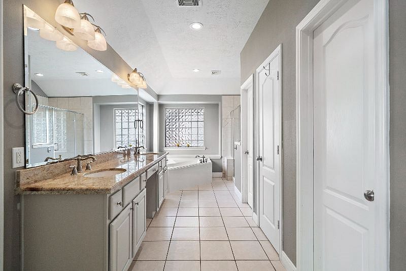 Furnished Finder property 551594_1 photo 11