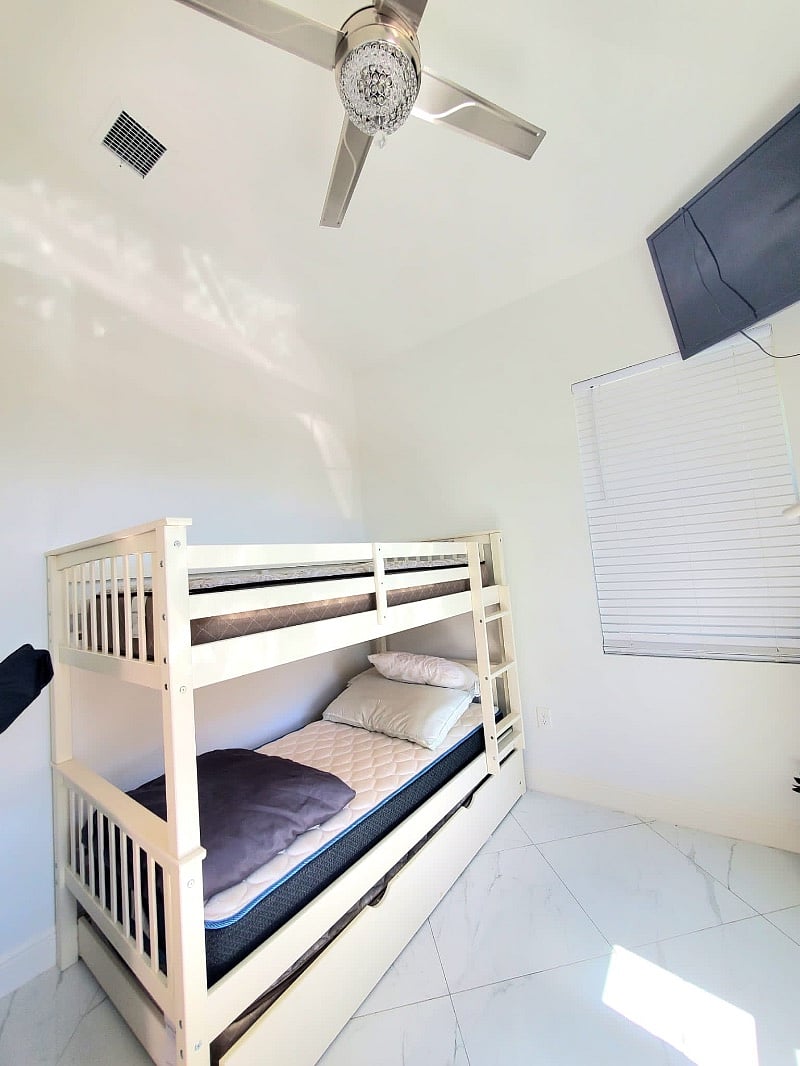 Furnished Finder property 551694_1 photo 14