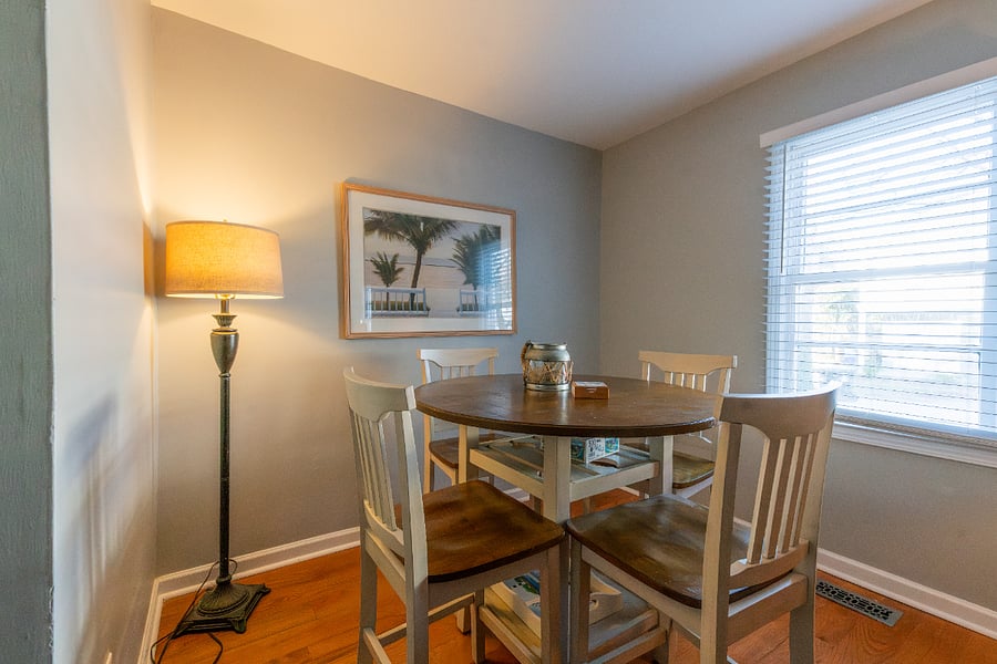 Breakfast nook
