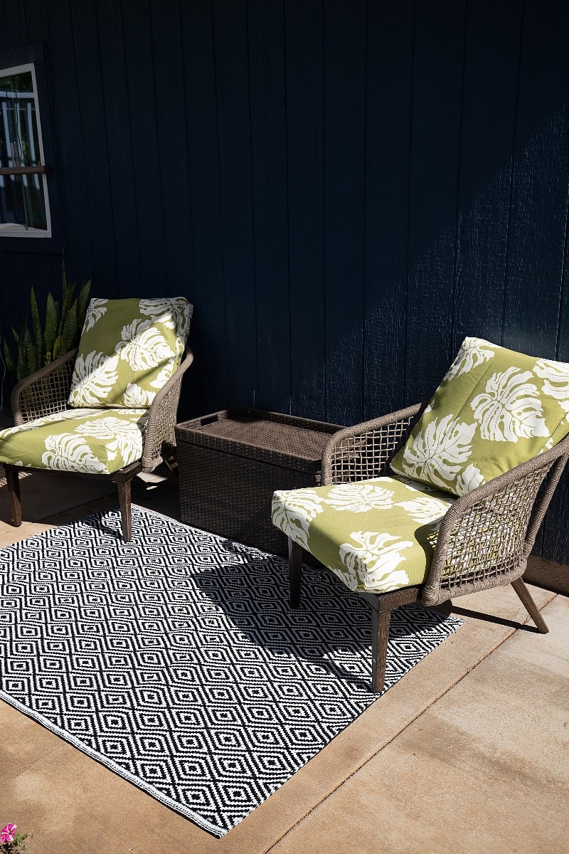 All new outdoor furniture!Pr