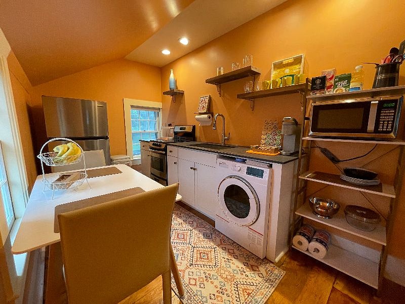 Furnished Finder property 551820_1 photo 8