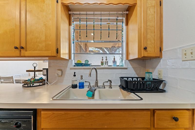 Furnished Finder property 551867_1 photo 11